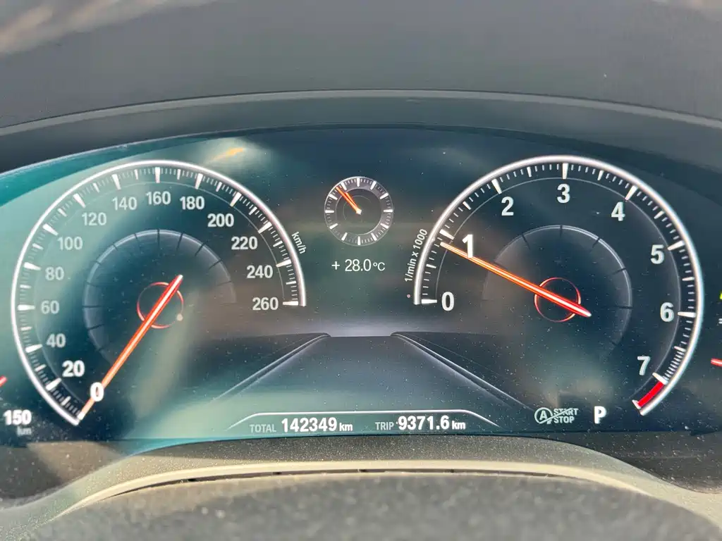 BMW 5 Series — фото 13