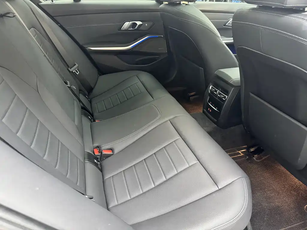 BMW 3 Series — фото 11