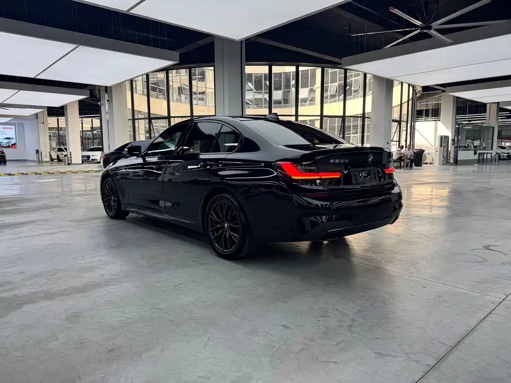 BMW 3 Series — фото 15