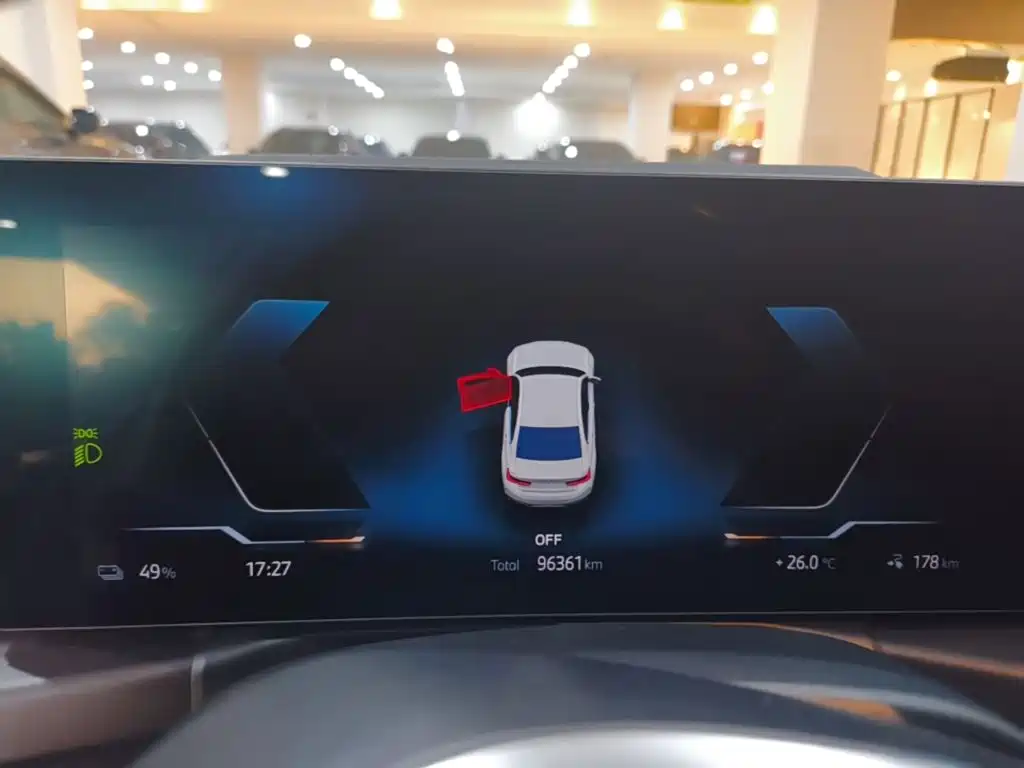 BMW i3 — фото 14