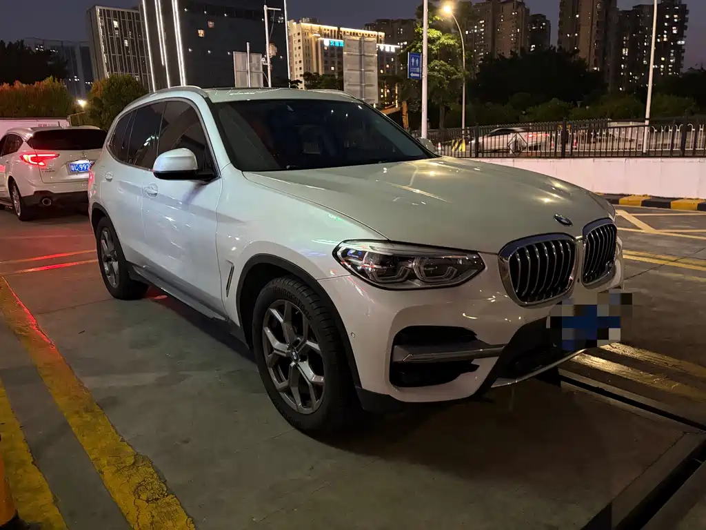 BMW X3 — фото 2