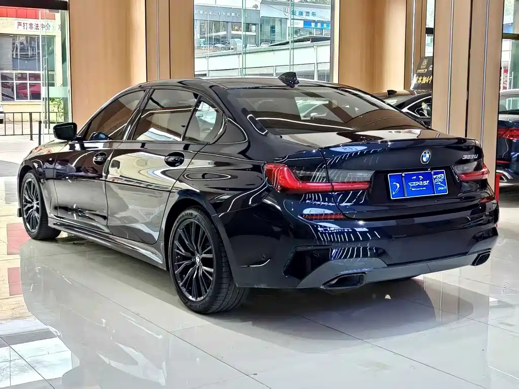 BMW 3 Series — фото 10