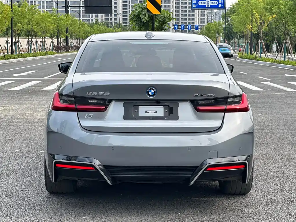 BMW i3 — фото 4