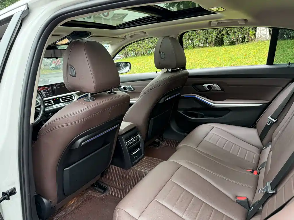 BMW 3 Series — фото 11