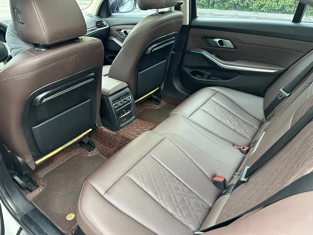 BMW 3 Series — фото 10