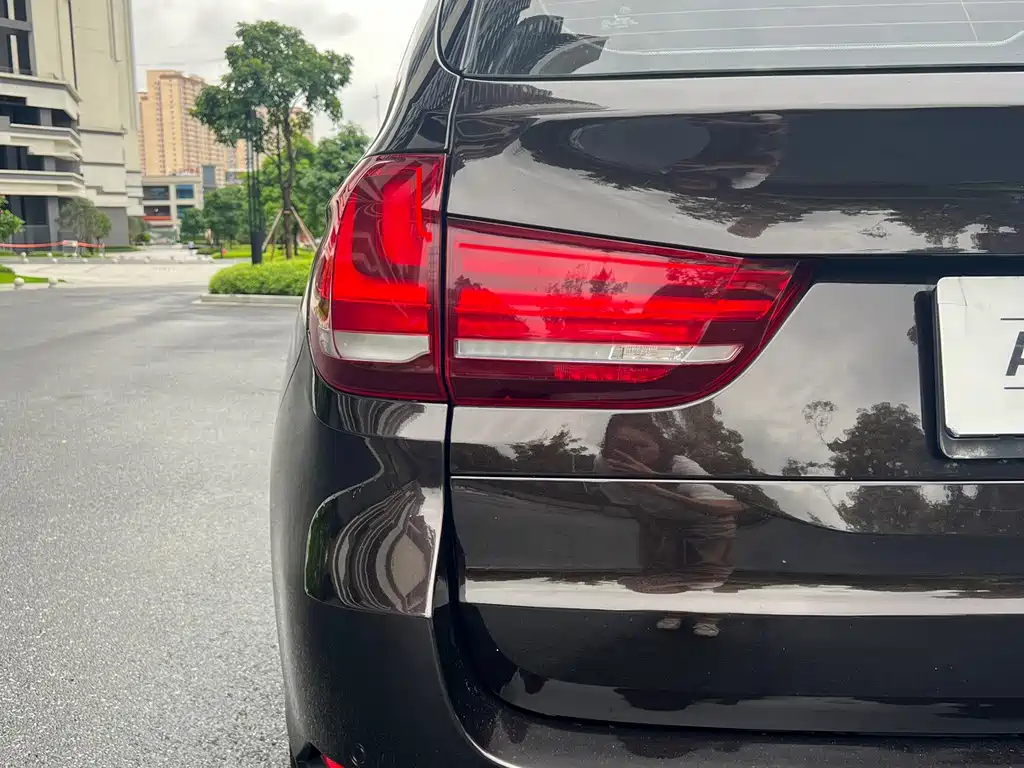 BMW X5 (Import) — фото 10