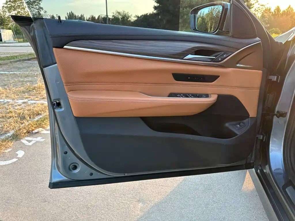BMW 6 Series GT — фото 13