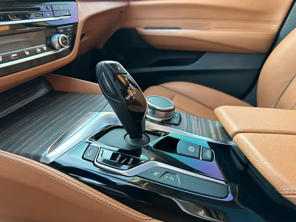 BMW 6 Series GT — фото 15