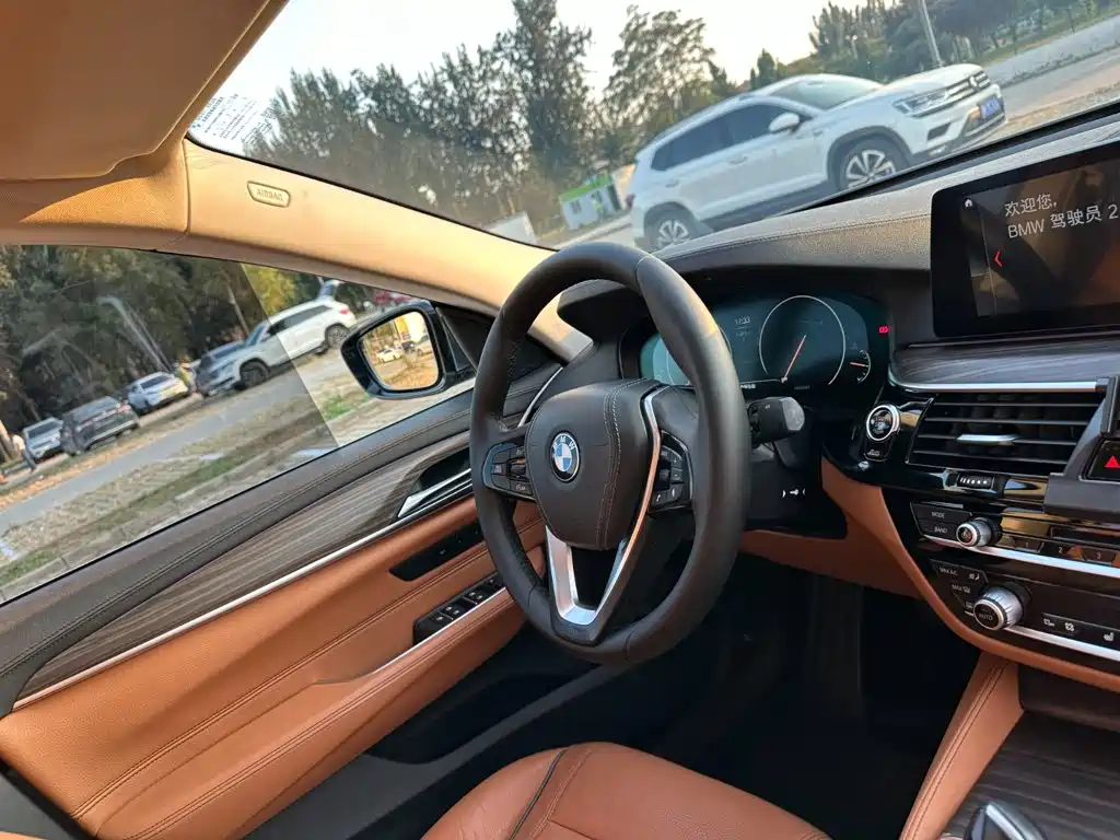BMW 6 Series GT — фото 19
