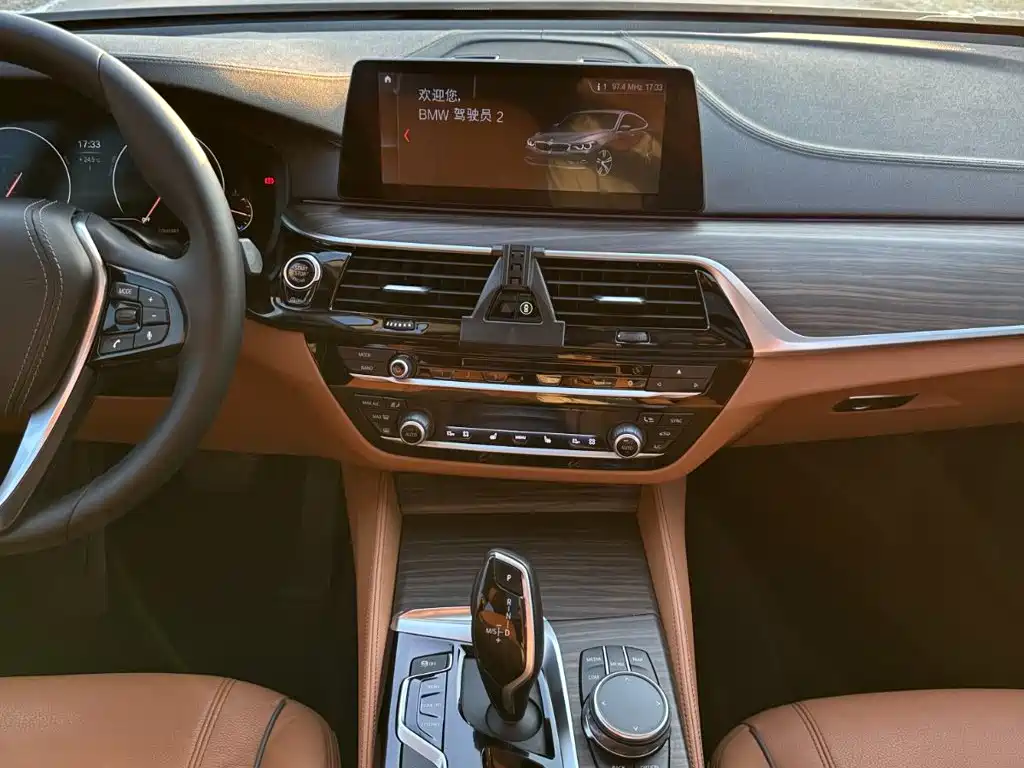 BMW 6 Series GT — фото 22
