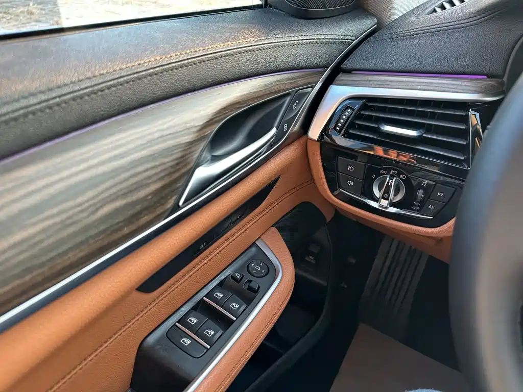 BMW 6 Series GT — фото 23