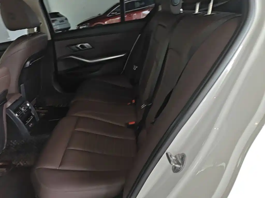 BMW 3 Series — фото 17