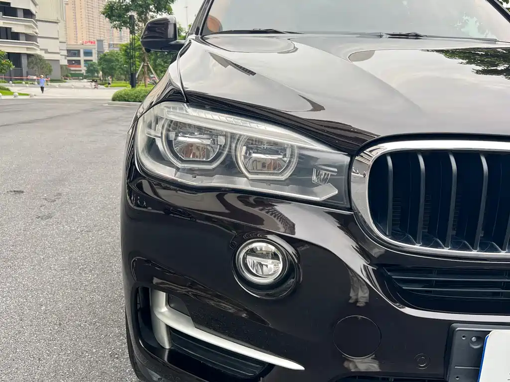 BMW X5 (Import) — фото 8
