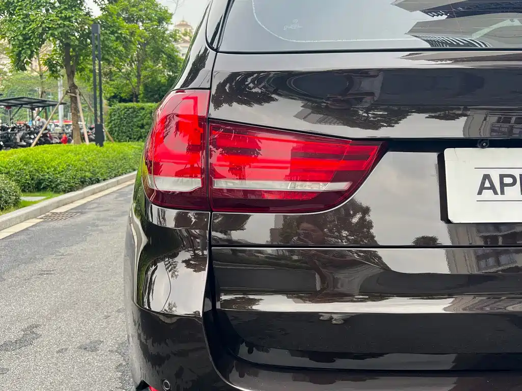 BMW X5 (Import) — фото 10
