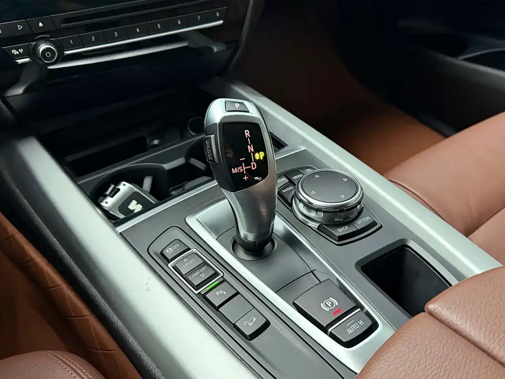 BMW X5 (Import) — фото 14