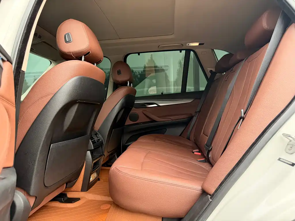 BMW X5 (Import) — фото 15