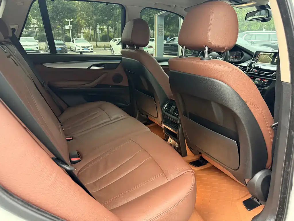 BMW X5 (Import) — фото 20