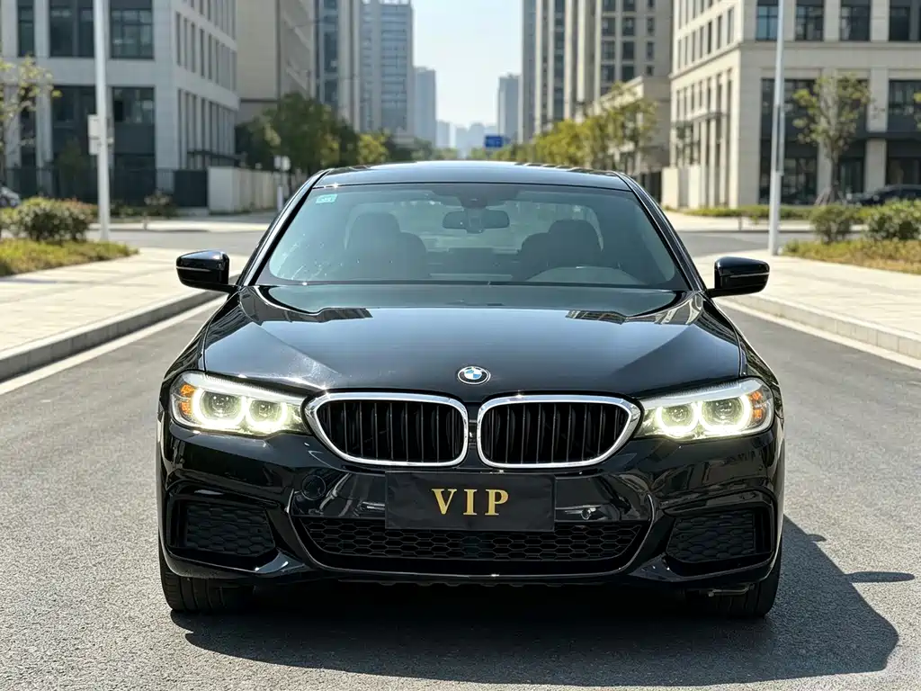BMW 5 Series — фото 2