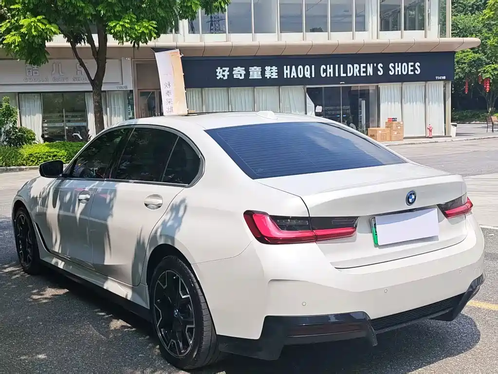 BMW i3 — фото 4