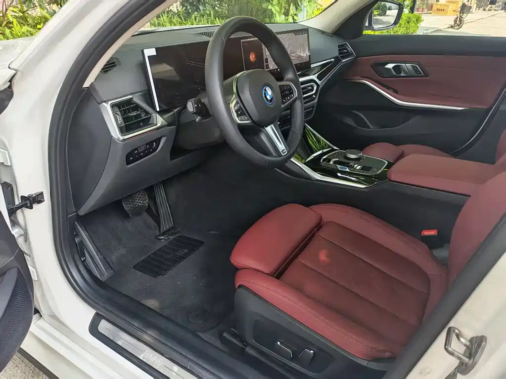 BMW i3 — фото 9