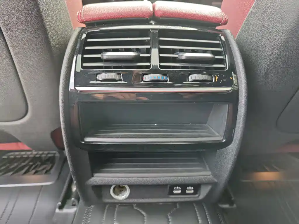 BMW 5 Series New Energy — фото 7