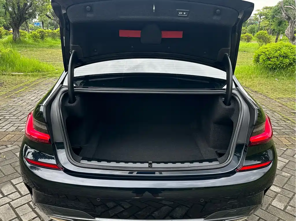 BMW 3 Series — фото 16
