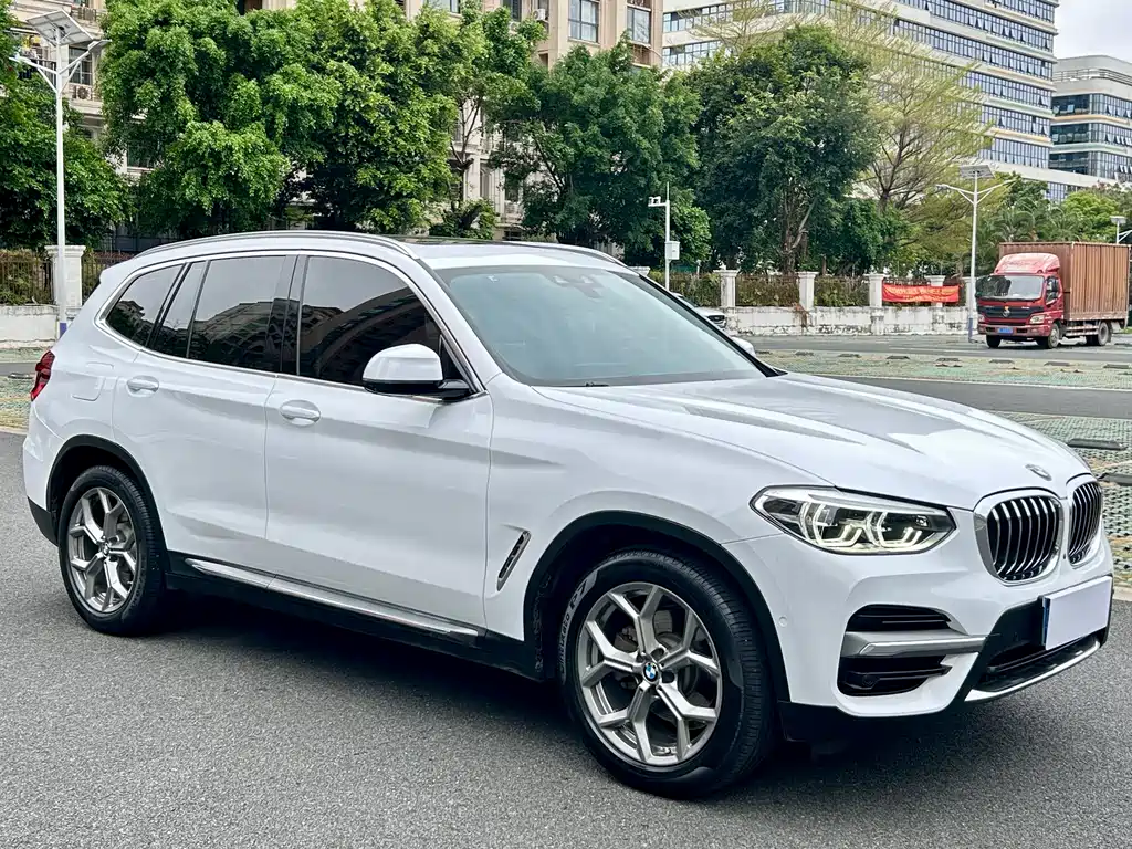 BMW X3 — фото 3
