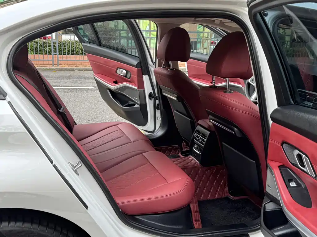 BMW 3 Series — фото 10