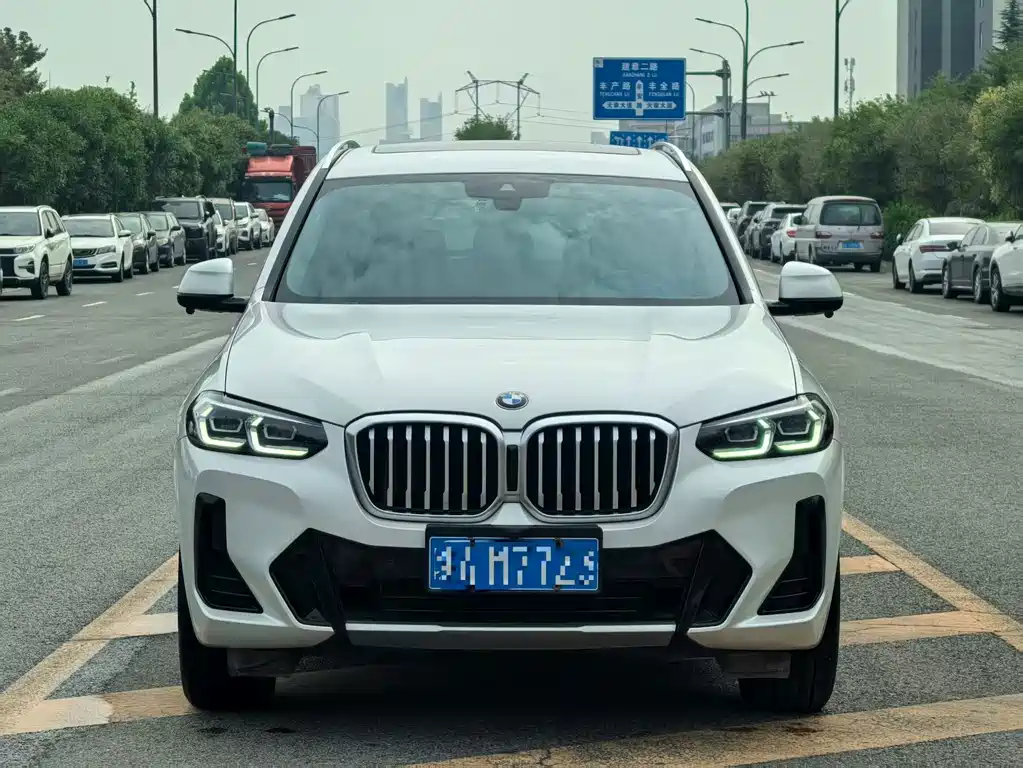 BMW X3 — фото 2
