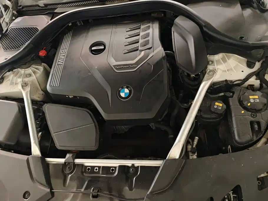 BMW 5 Series — фото 10