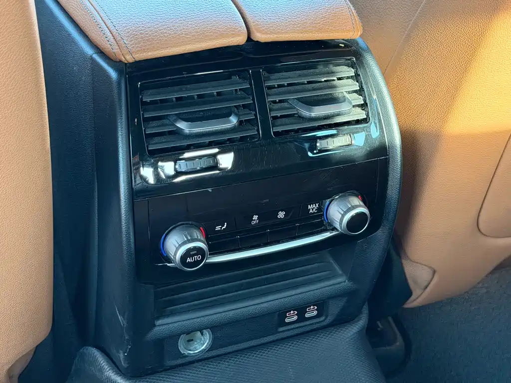 BMW 6 Series GT — фото 18