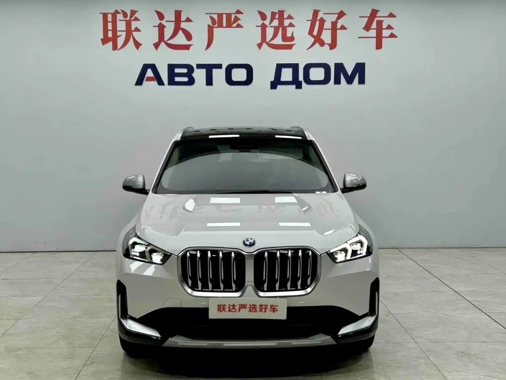 BMW X1 — фото 2