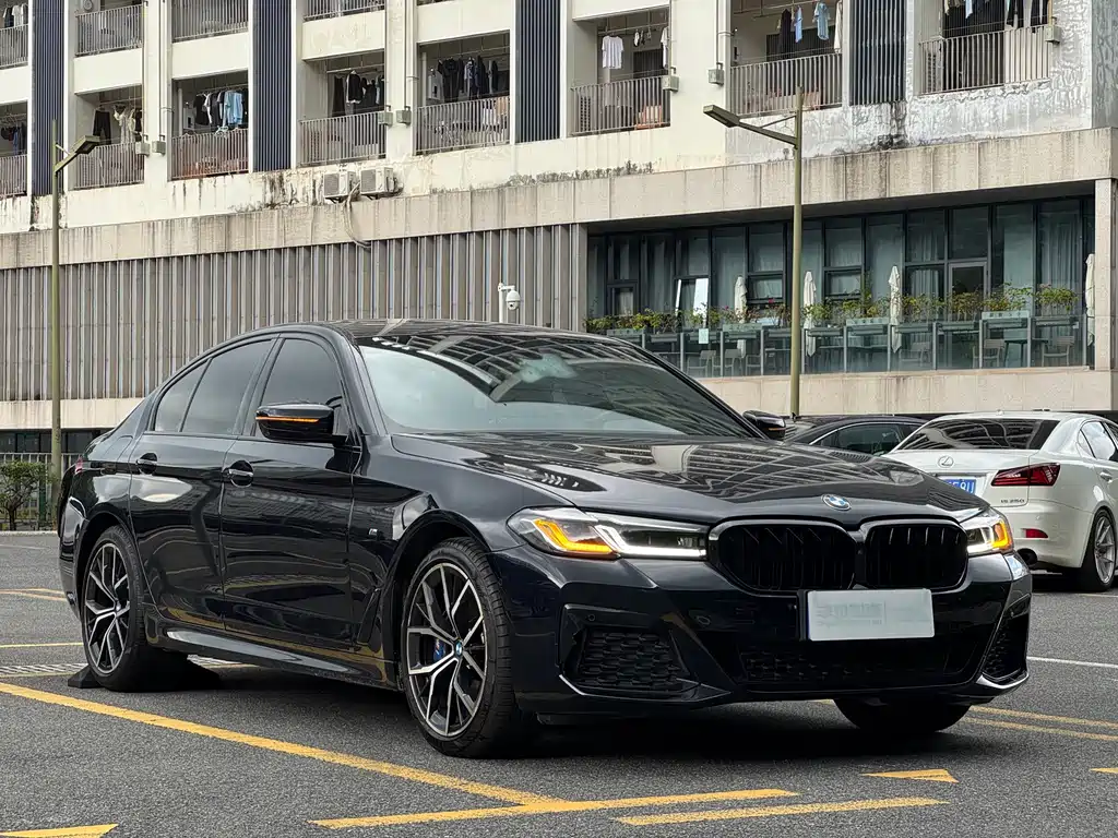 BMW 5 Series (Import) — фото 3
