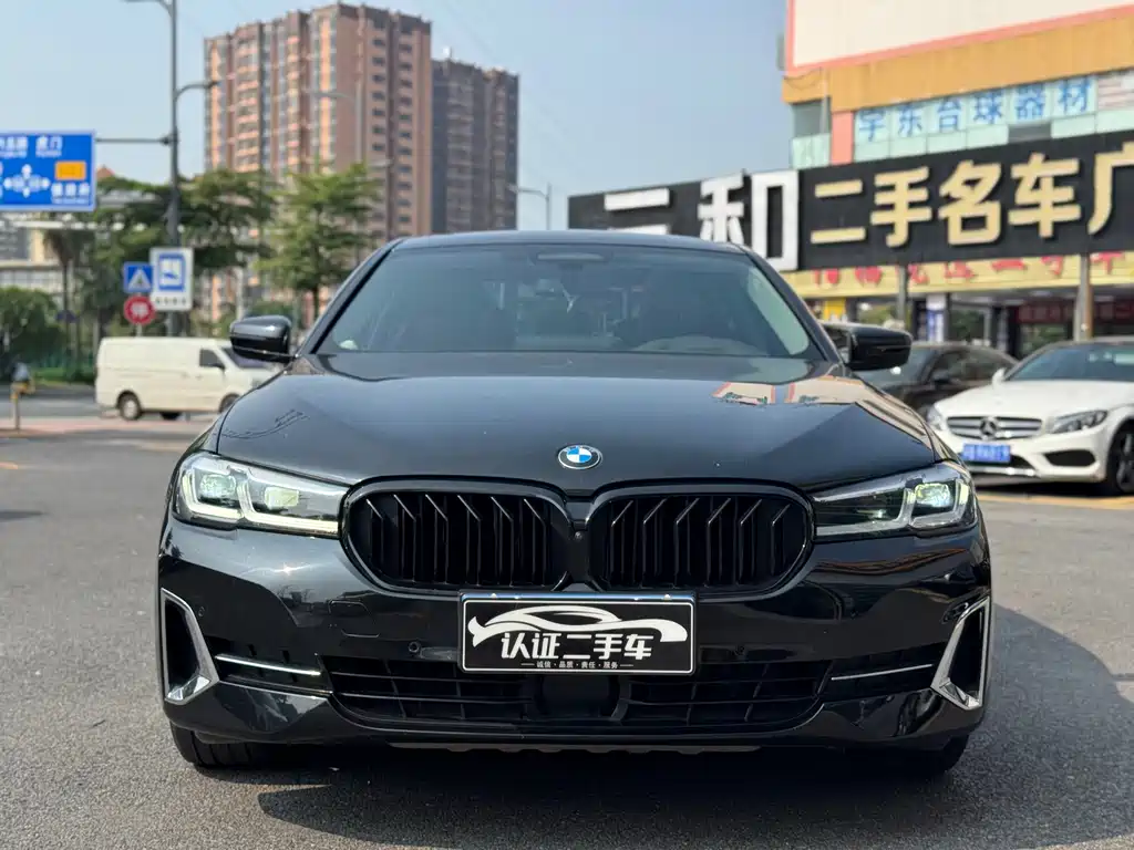 BMW 5 Series — фото 2