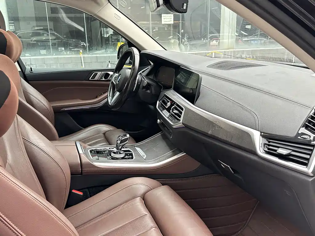 BMW X5 (Import) — фото 6