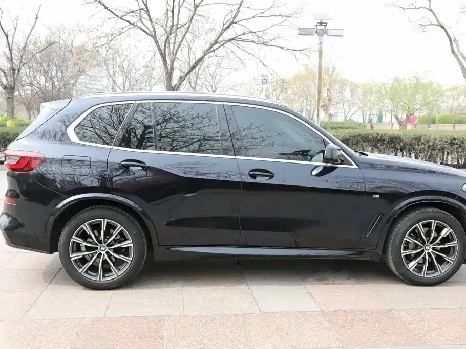 BMW X5 (Import) — фото 7