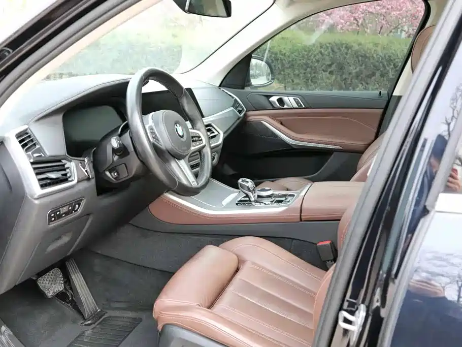 BMW X5 (Import) — фото 8
