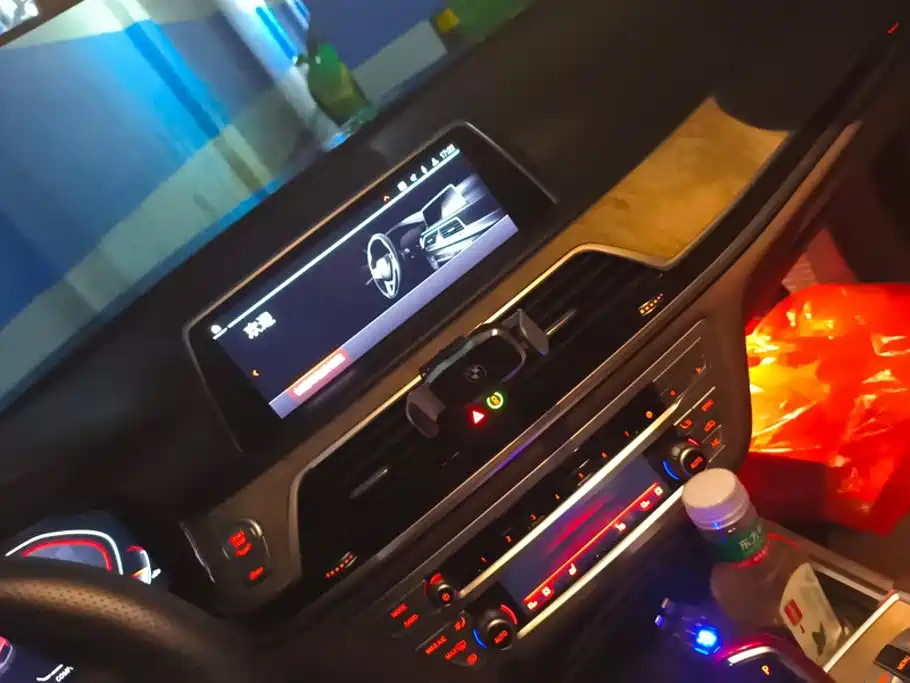 BMW 7 Series — фото 13