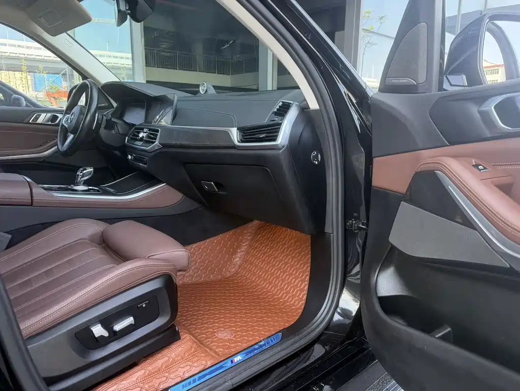 BMW X5 (Import) — фото 10