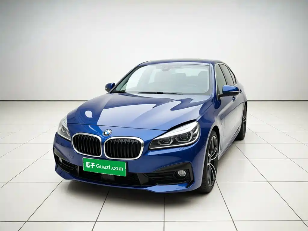 BMW 2 Series Active Tourer — фото 23
