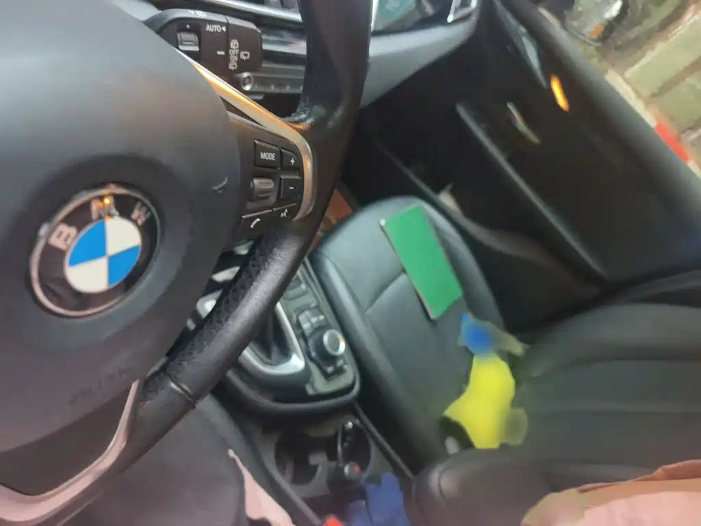 BMW 2 Series Active Tourer — фото 7