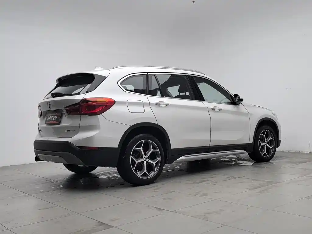 BMW X1 — фото 2