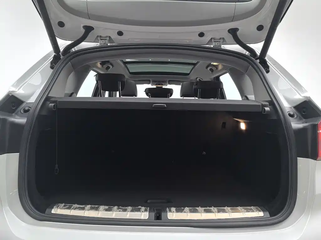 BMW X1 — фото 16