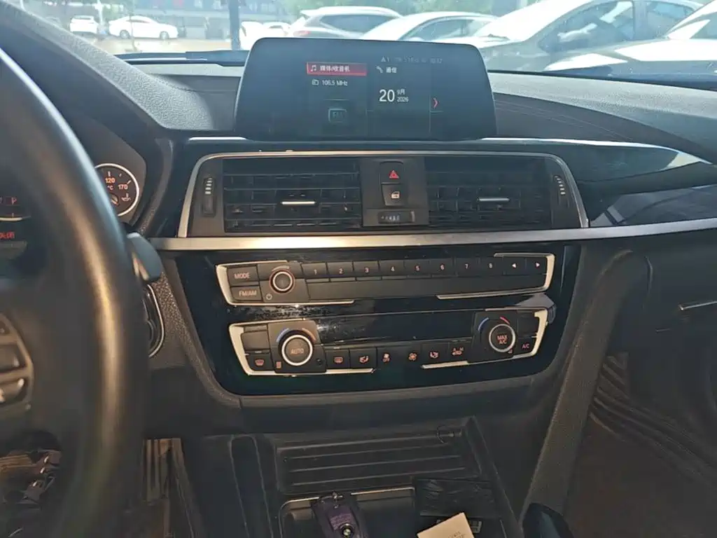 BMW 3 Series — фото 13