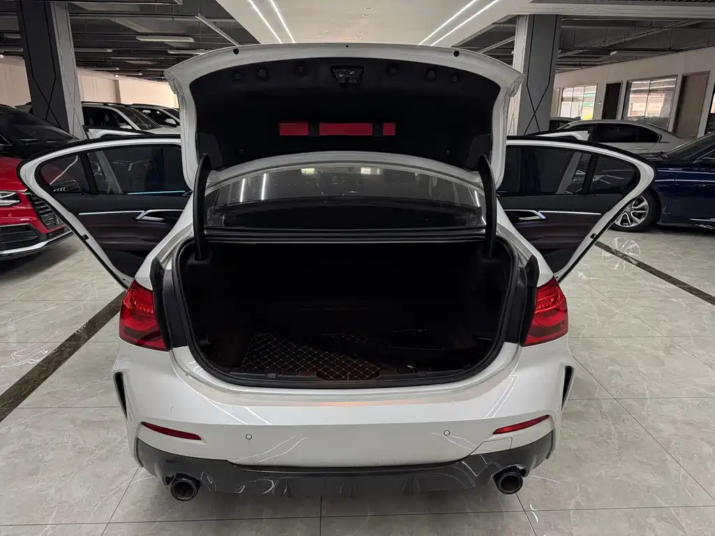 BMW 1 Series — фото 19