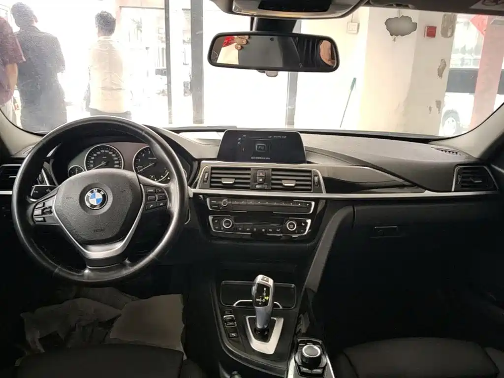 BMW 3 Series — фото 10