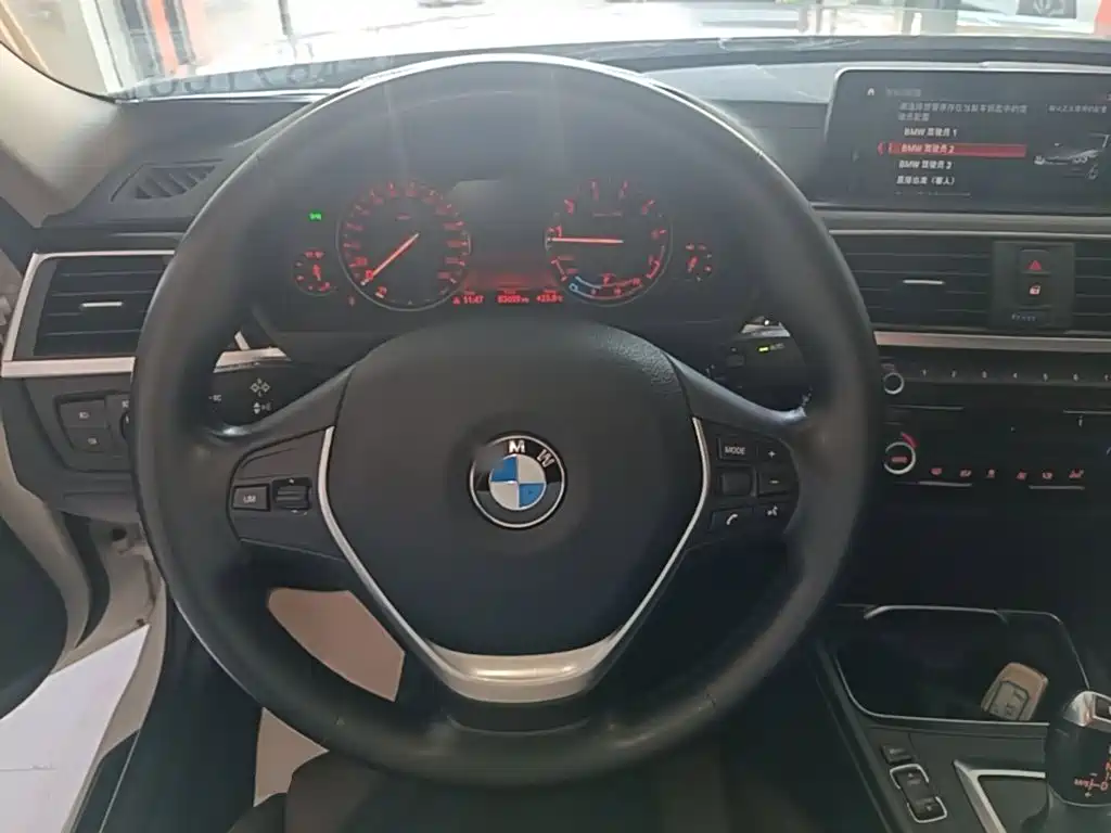 BMW 3 Series — фото 11