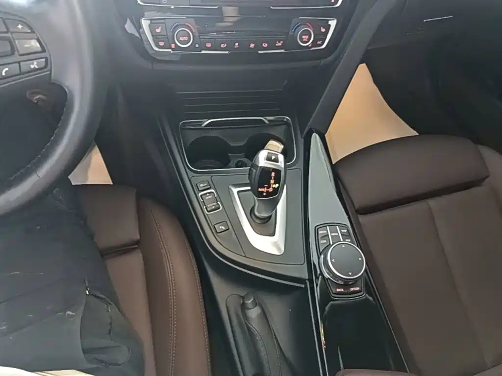 BMW 3 Series — фото 14