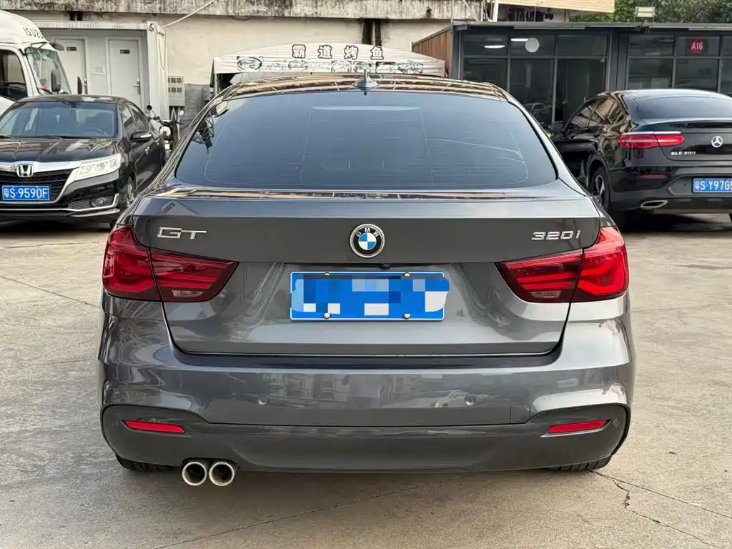 BMW 3 Series GT — фото 8