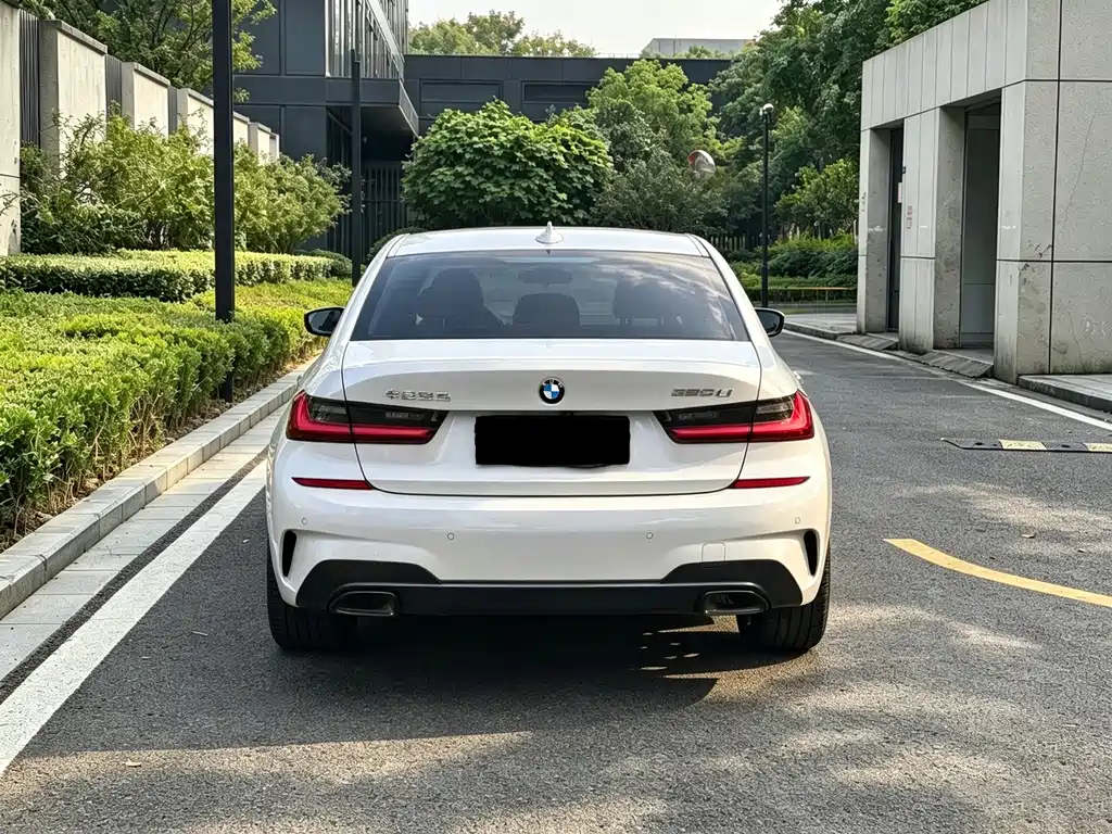 BMW 3 Series — фото 11